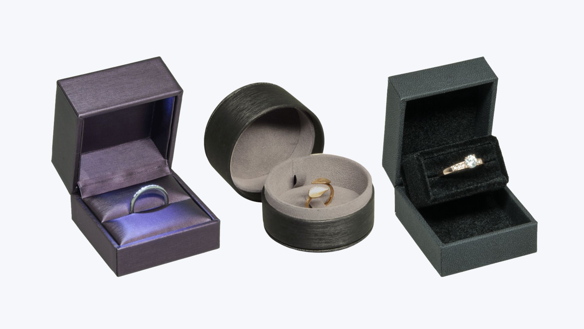 Our jewellery packaging for engagement rings Our jewellery packaging for engagement rings