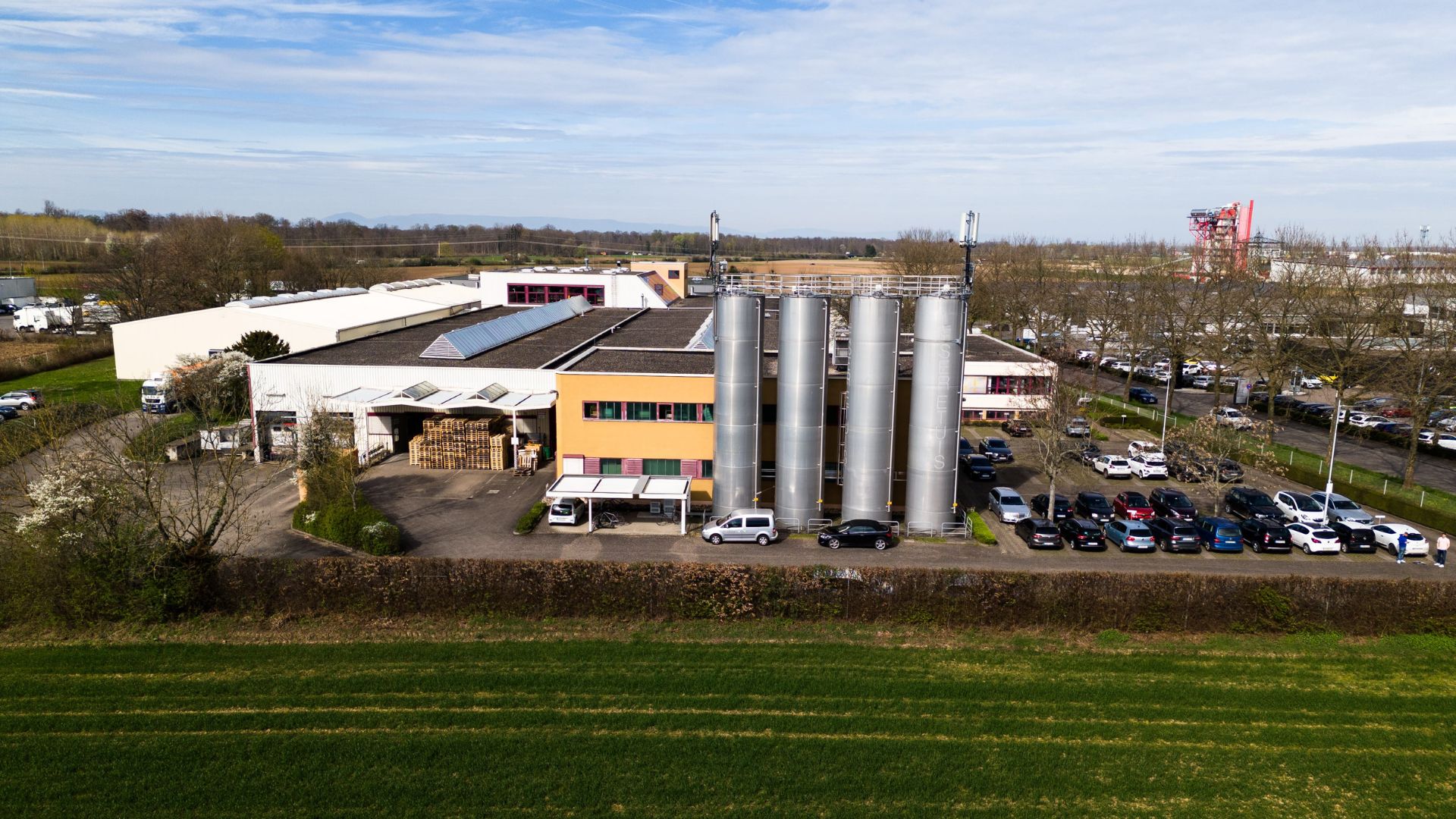 LESER – High-quality packaging since 1937 LESER – High-quality packaging since 1937