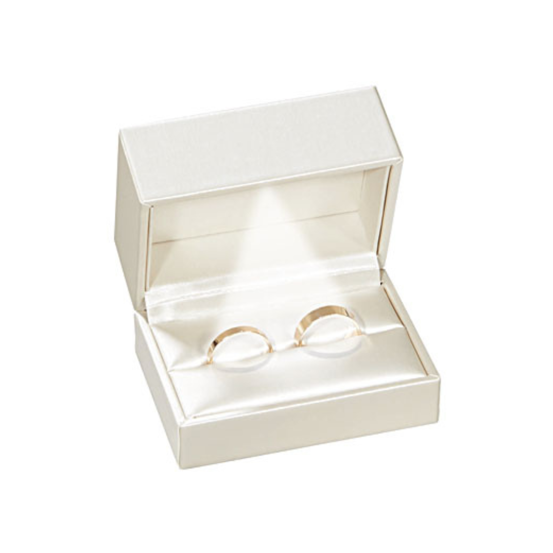 LED wedding ring case in cream-white or black The LED wedding ring case for the most beautiful moment LED wedding ring case in cream-white or black The LED wedding ring case for the most beautiful moment