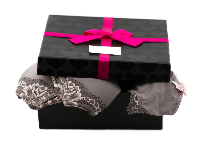 Customised packaging for women's fashion – enquire now! Customised packaging for women's fashion – enquire now!